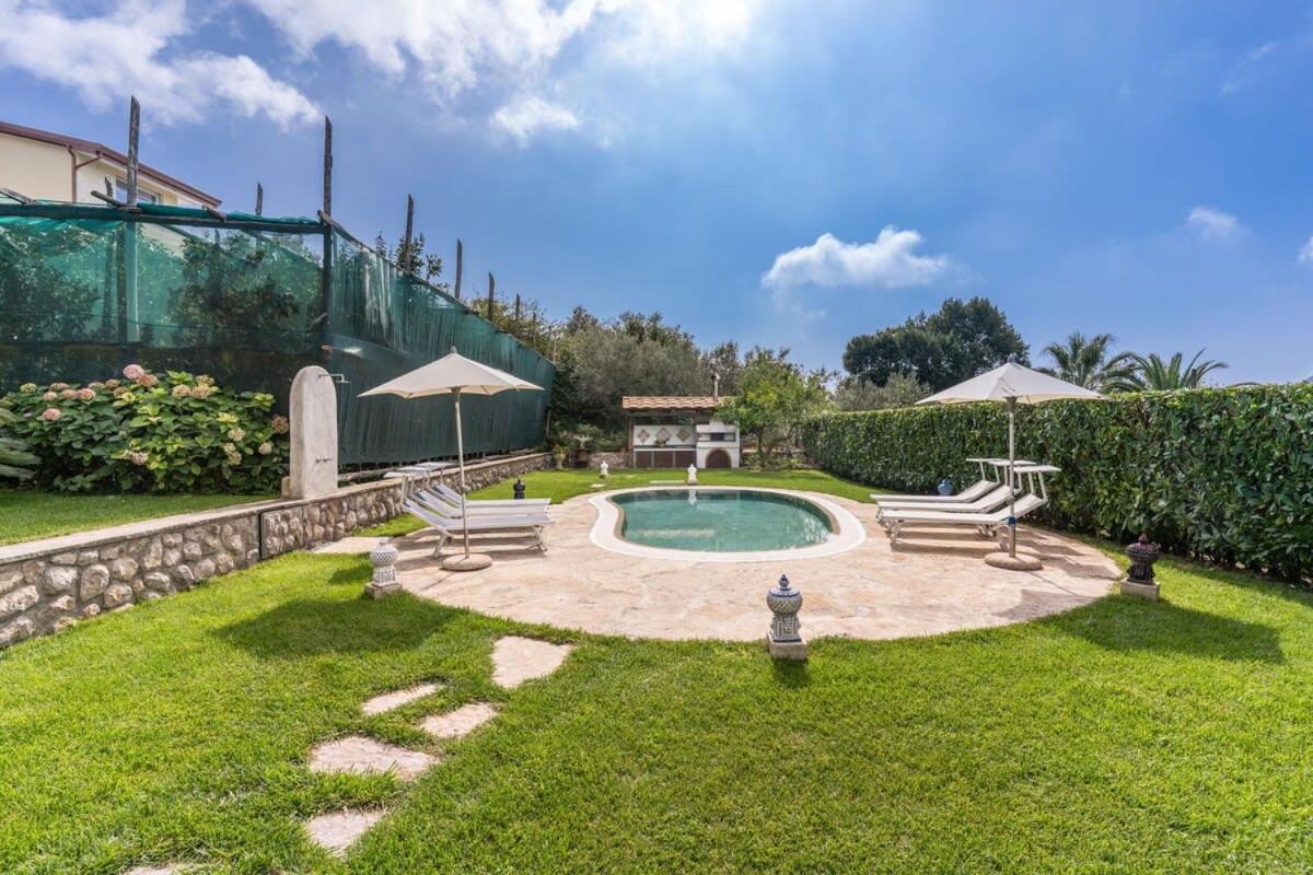 מסה לוברנסה Villa Mimosa Rustic Elegance Views & Pool מראה חיצוני תמונה