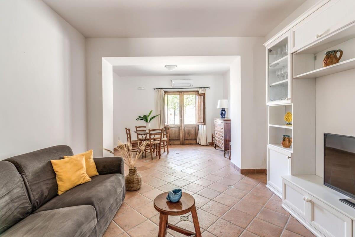 מסה לוברנסה Villa Mimosa Rustic Elegance Views & Pool מראה חיצוני תמונה