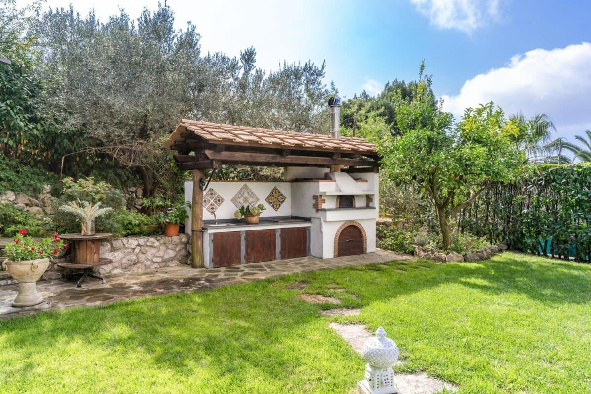 מסה לוברנסה Villa Mimosa Rustic Elegance Views & Pool מראה חיצוני תמונה