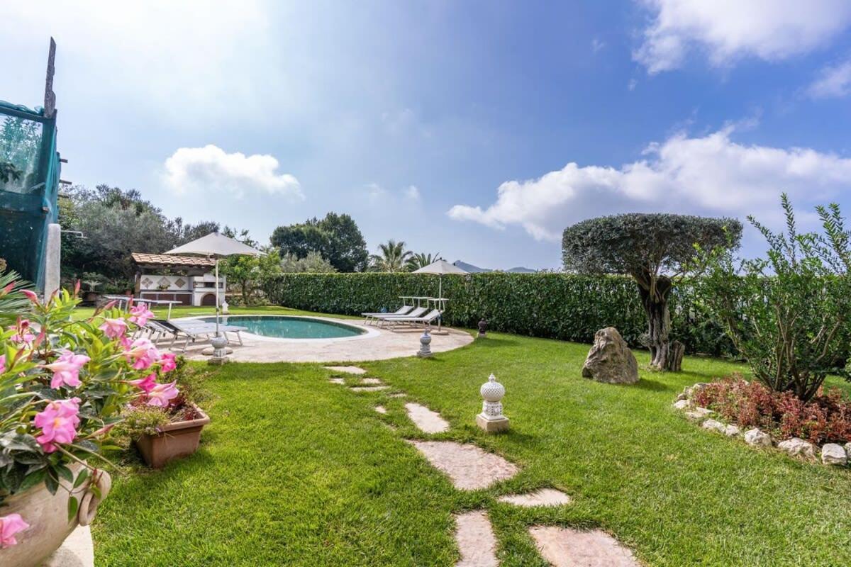 מסה לוברנסה Villa Mimosa Rustic Elegance Views & Pool מראה חיצוני תמונה